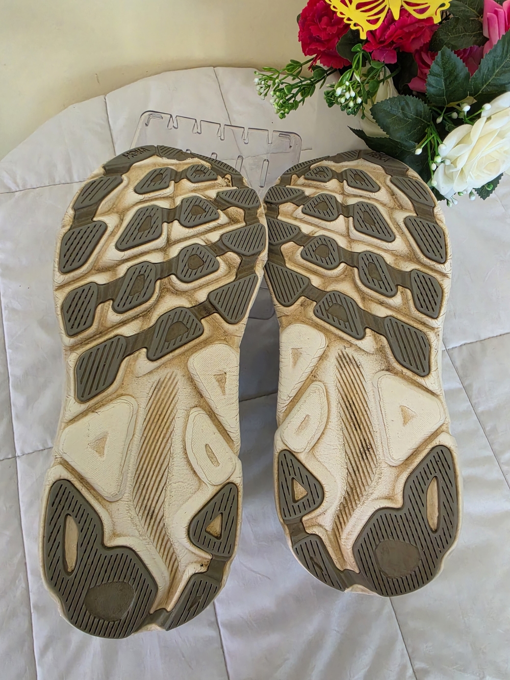 Hoka Clifton 9 Gray and White Men's Running Sneakers - Picture 7 of 7